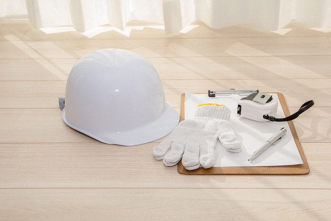 ヘルメットと手袋